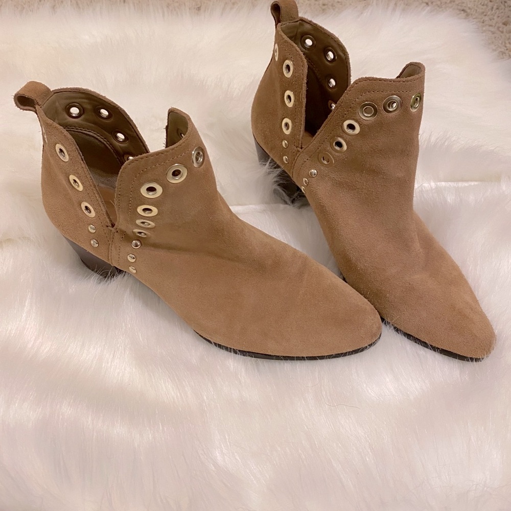 Sam Eldeman booties